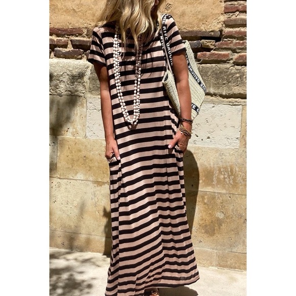 Dresses & Skirts - Black Stripe Casual Round Neck T-shirt Maxi Dress with Pockets